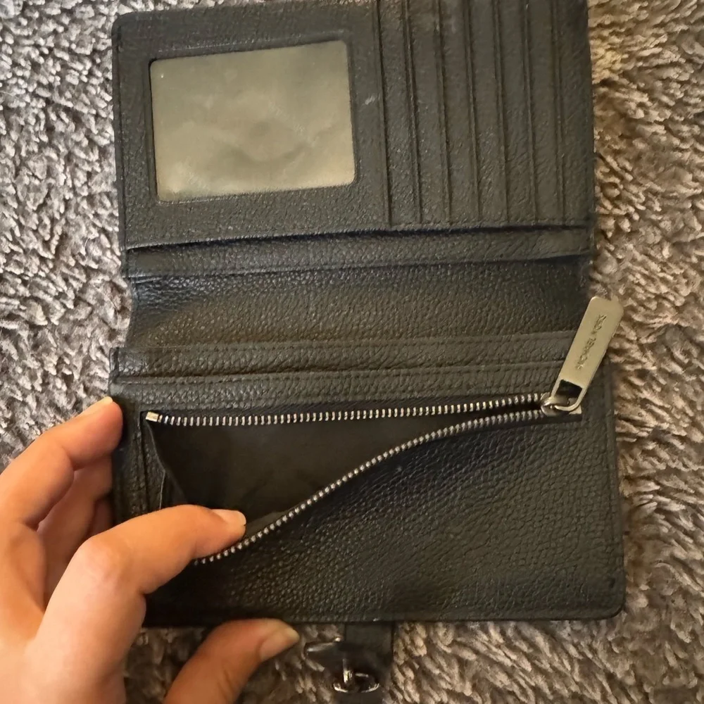 MICHAEL KORS Adele Slim Bi Fold Leather Wallet